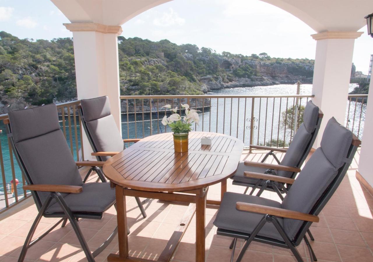 Apartamentos Vista Al Puerto Cala Figuera  Bagian luar foto