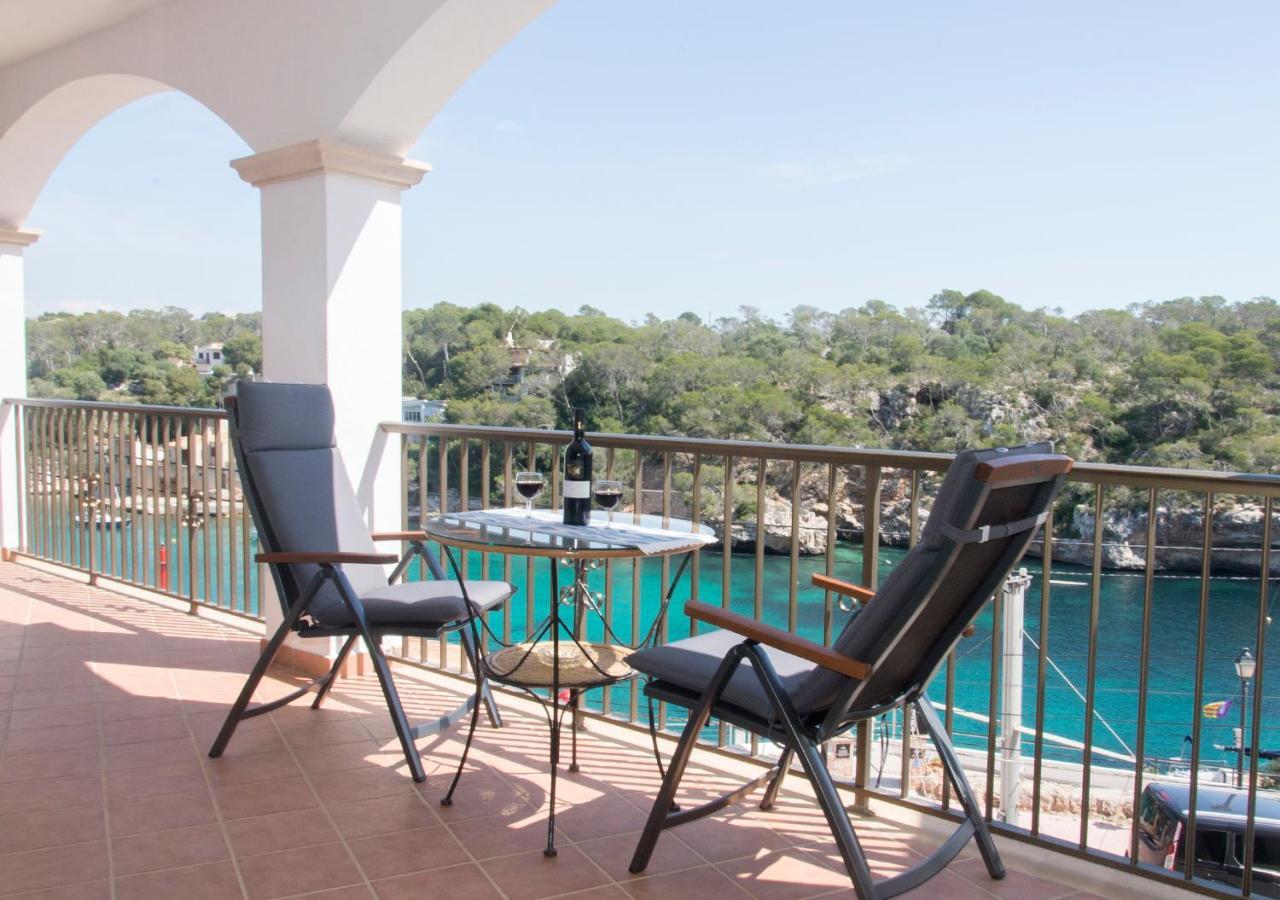 Apartamentos Vista Al Puerto Cala Figuera  Bagian luar foto