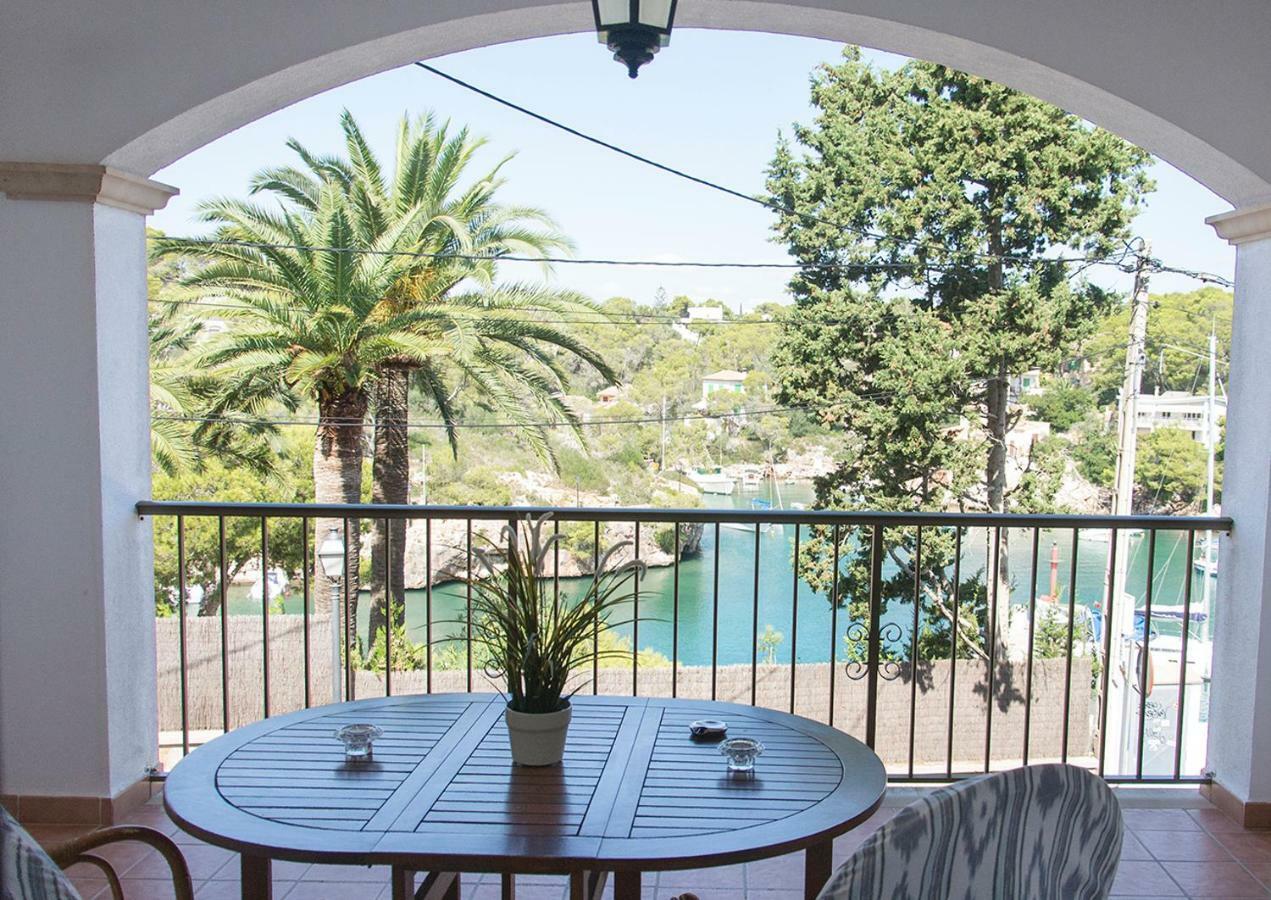 Apartamentos Vista Al Puerto Cala Figuera  Bagian luar foto