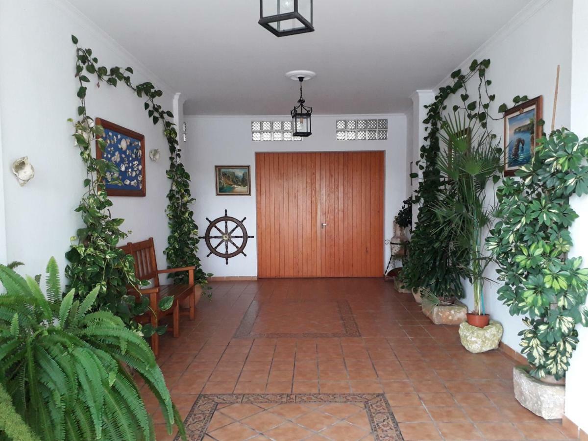 Apartamentos Vista Al Puerto Cala Figuera  Bagian luar foto